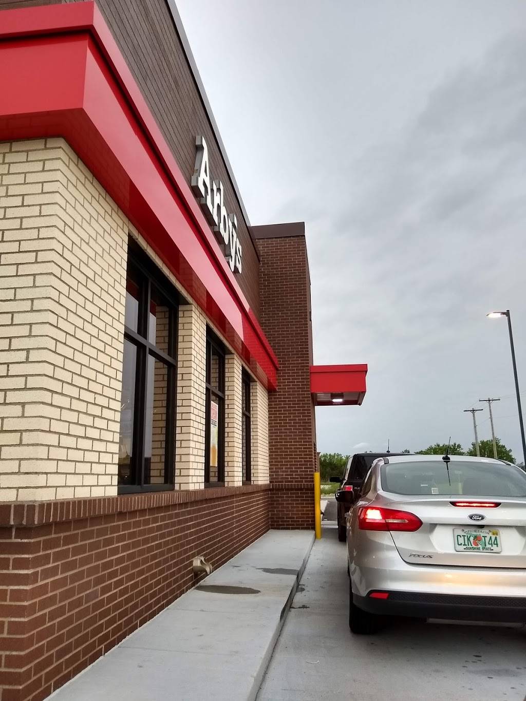 Arbys | meal takeaway | 2340 S Princeton St, Ottawa, KS 66067, USA | 7852422426 OR +1 785-242-2426
