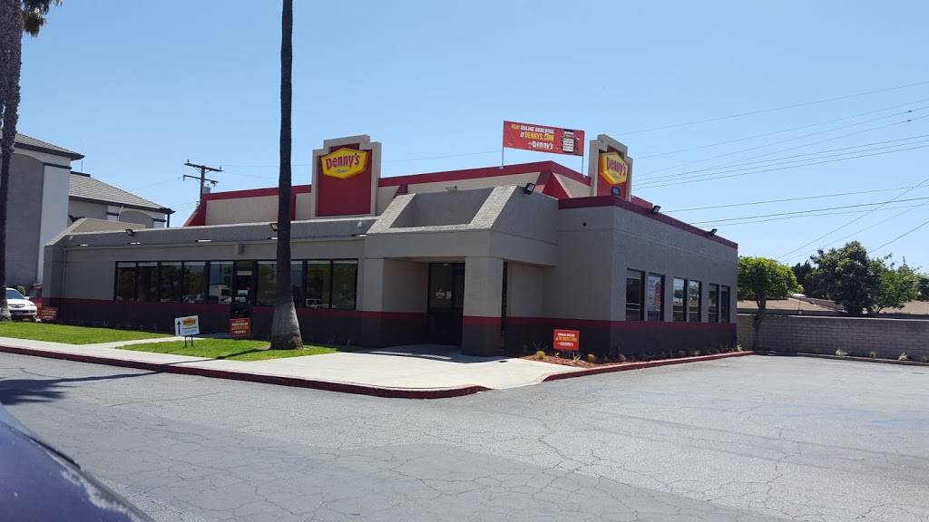 Denny's - Restaurant | 108 E Orangethorpe Ave, Placentia, CA 92870, USA