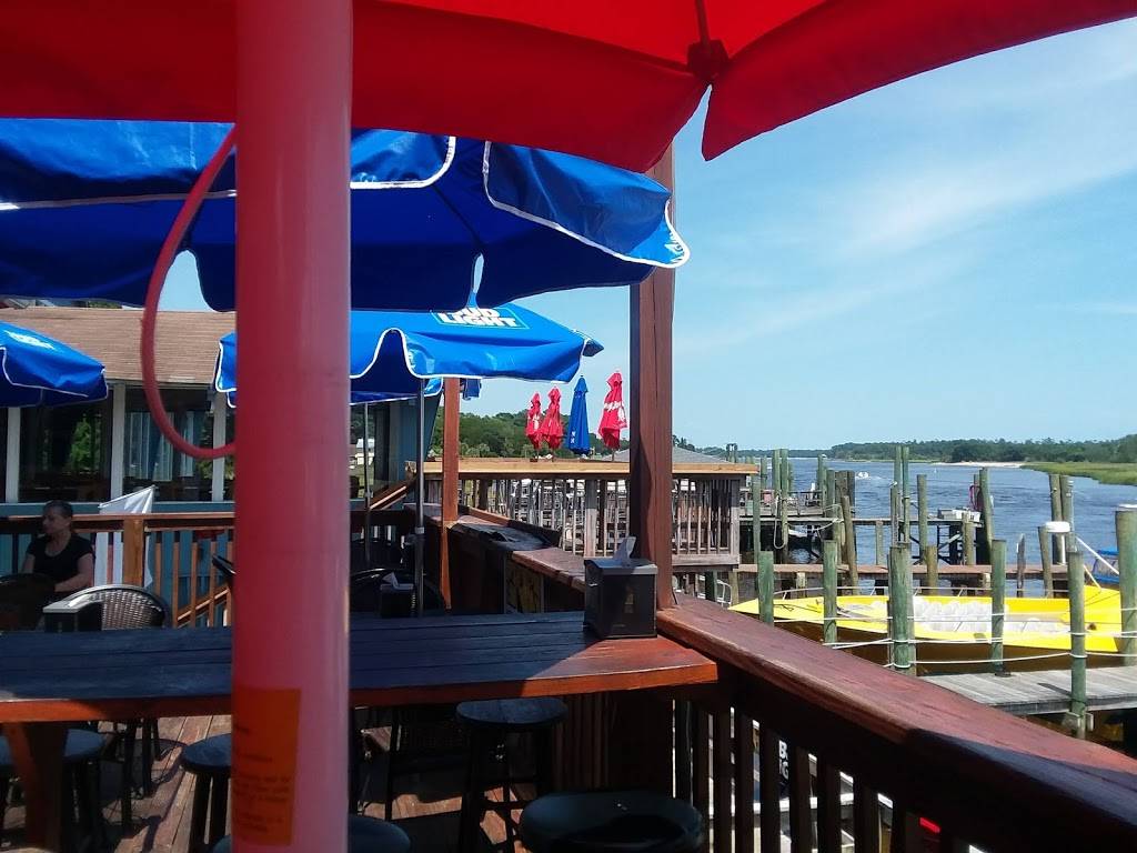 Buzzs Roost Little River | restaurant | 4498 Water Front Ave, Little River, SC 29566, USA | 8432734057 OR +1 843-273-4057