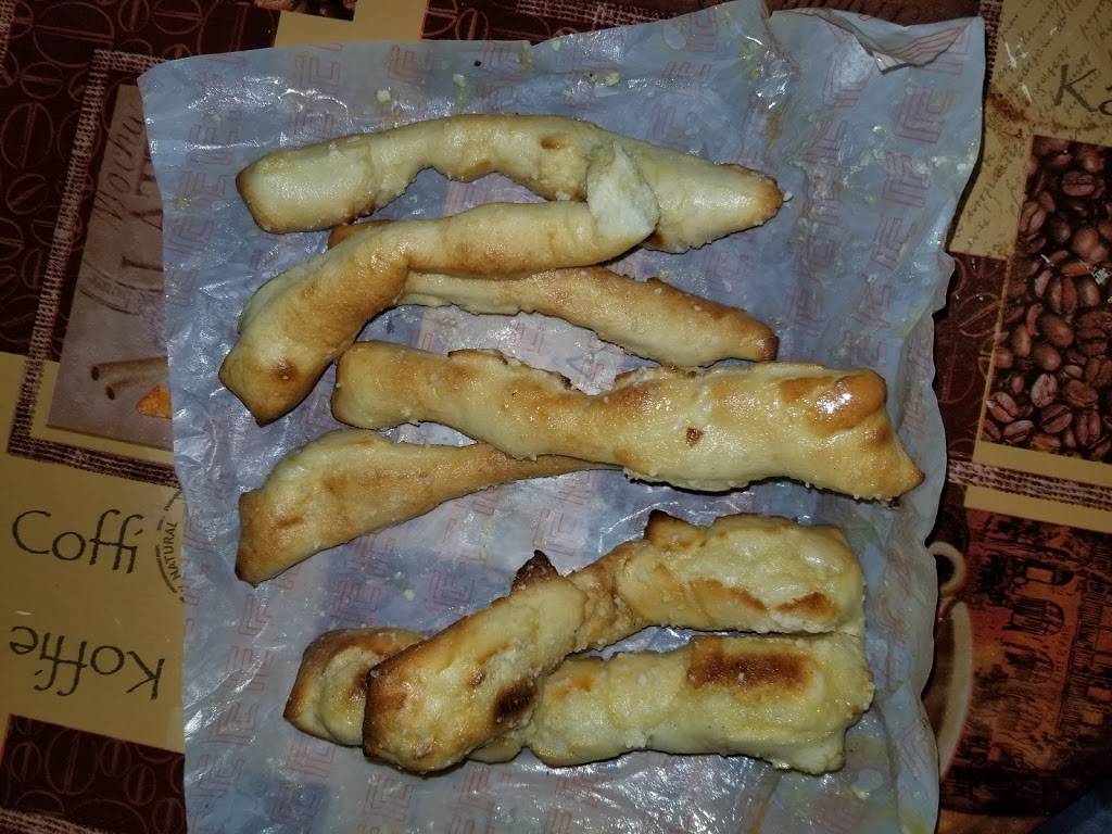 Little Caesars Pizza | meal takeaway | 4063 W Clinton Ave, Fresno, CA 93722, USA | 5592765500 OR +1 559-276-5500