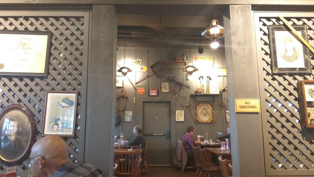 Cracker Barrel Old Country Store | restaurant | 404 Kentucky Dr, Kokomo, IN 46902, USA | 7654533075 OR +1 765-453-3075
