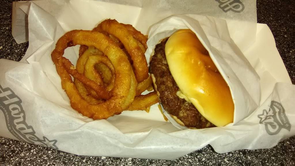 Hardees | restaurant | 451 Ottawa Rd, Paxton, IL 60957, USA | 2173799903 OR +1 217-379-9903