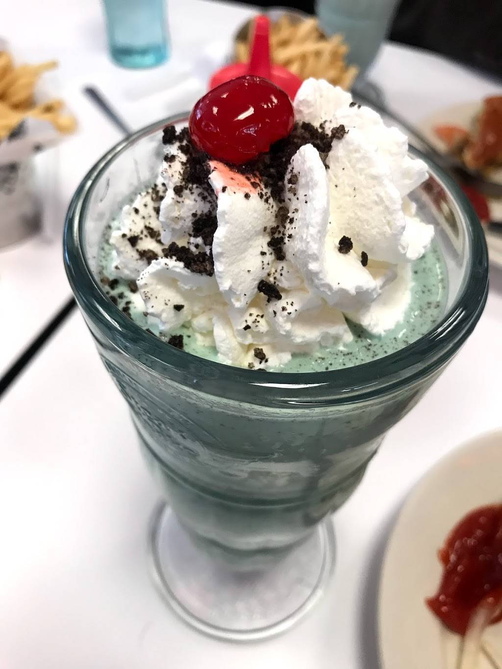 Steak n Shake | restaurant | 101 W Maryland St, Indianapolis, IN 46225, USA | 3176348703 OR +1 317-634-8703