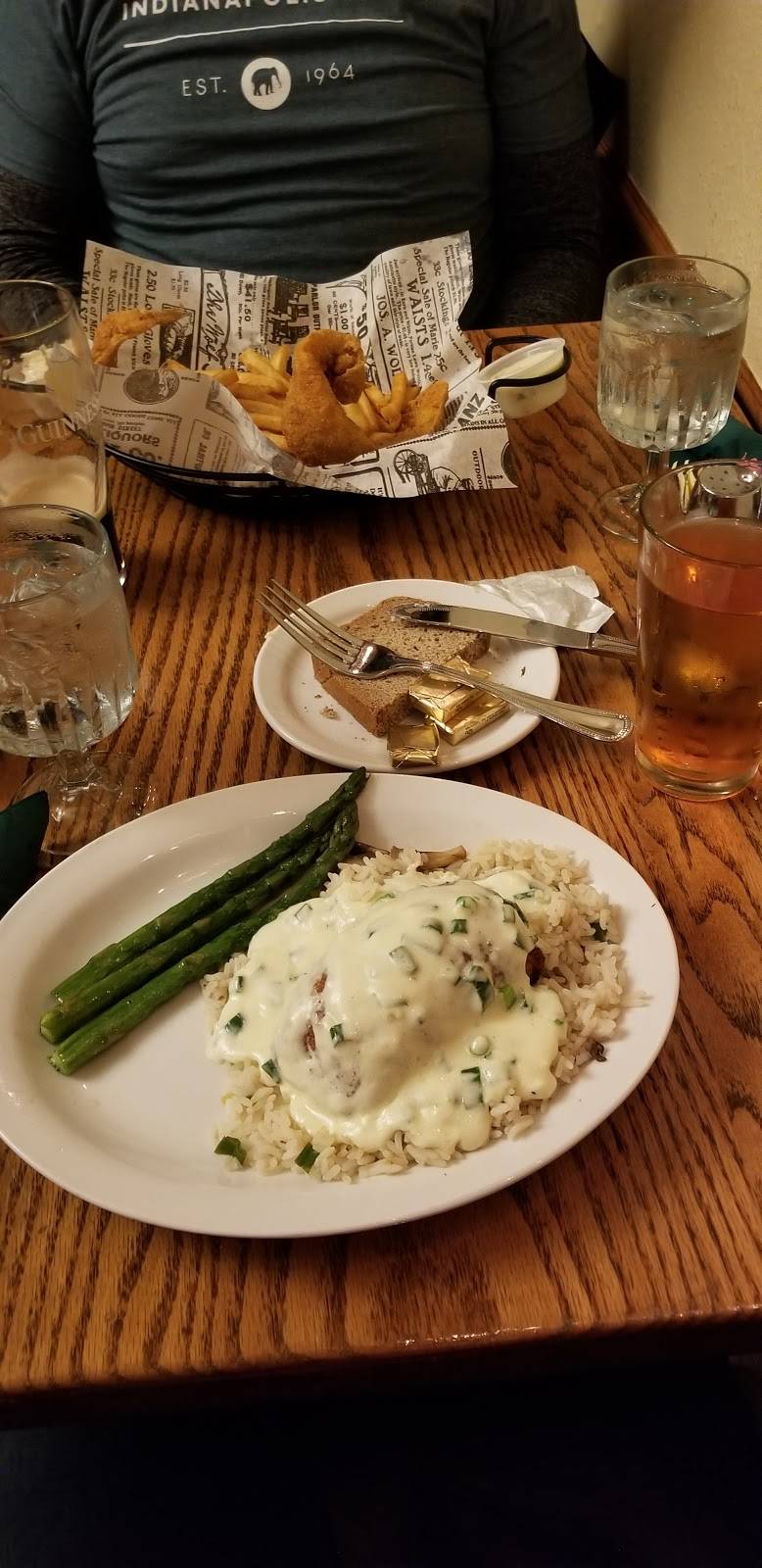 The Irish Lion Restaurant & Pub | restaurant | 212 W Kirkwood Ave, Bloomington, IN 47404, USA | 8123369076 OR +1 812-336-9076