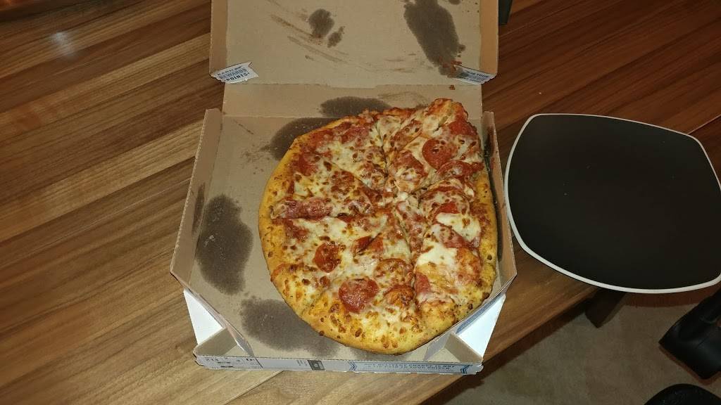 Dominos Pizza | meal delivery | 7924 Fegenbush Ln, Louisville, KY 40228, USA | 5022390300 OR +1 502-239-0300