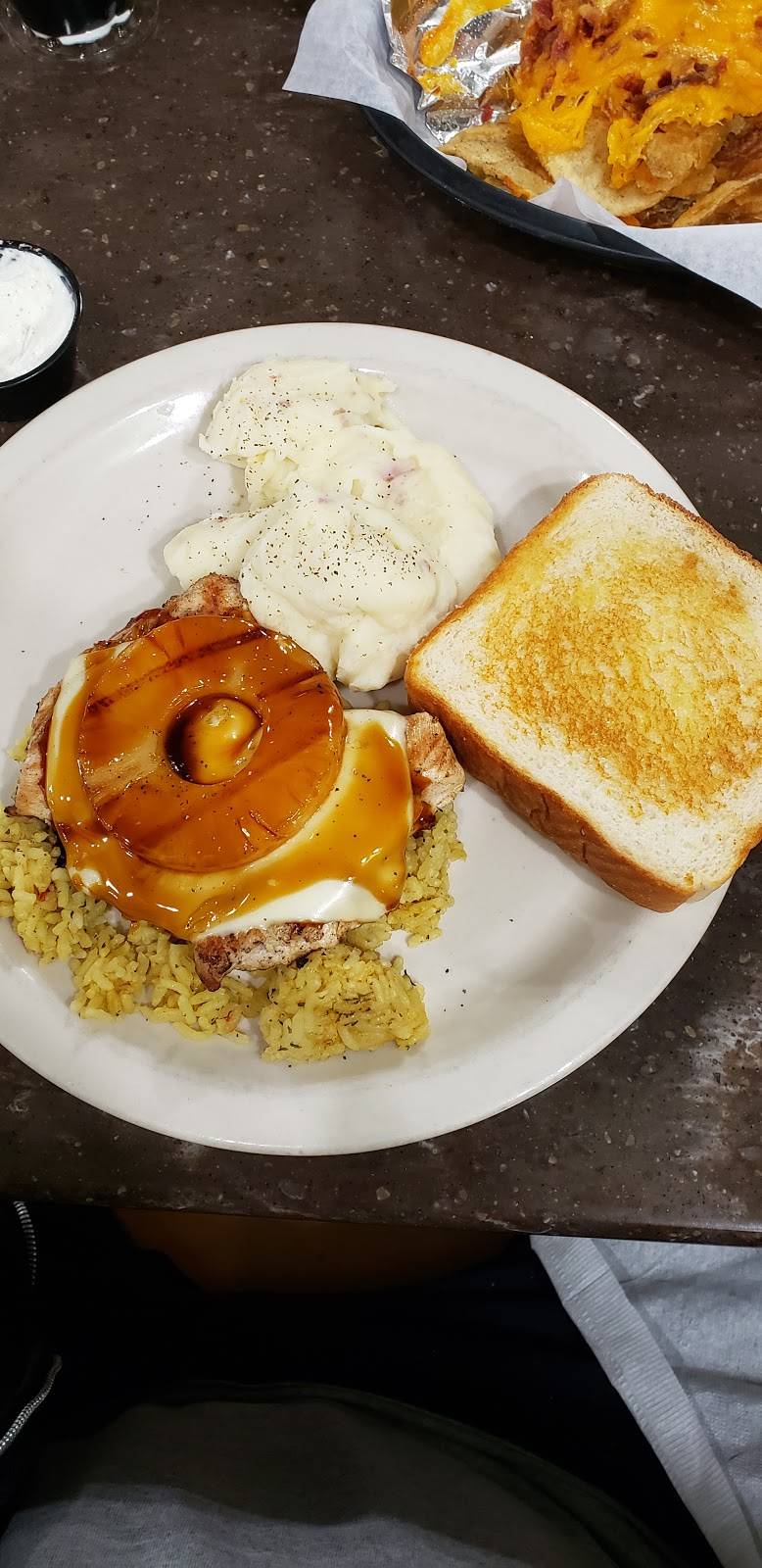 Fourth Street Grill and Steakhouse | restaurant | 607 4th St NW, Red Bay, AL 35582, USA | 2563562226 OR +1 256-356-2226