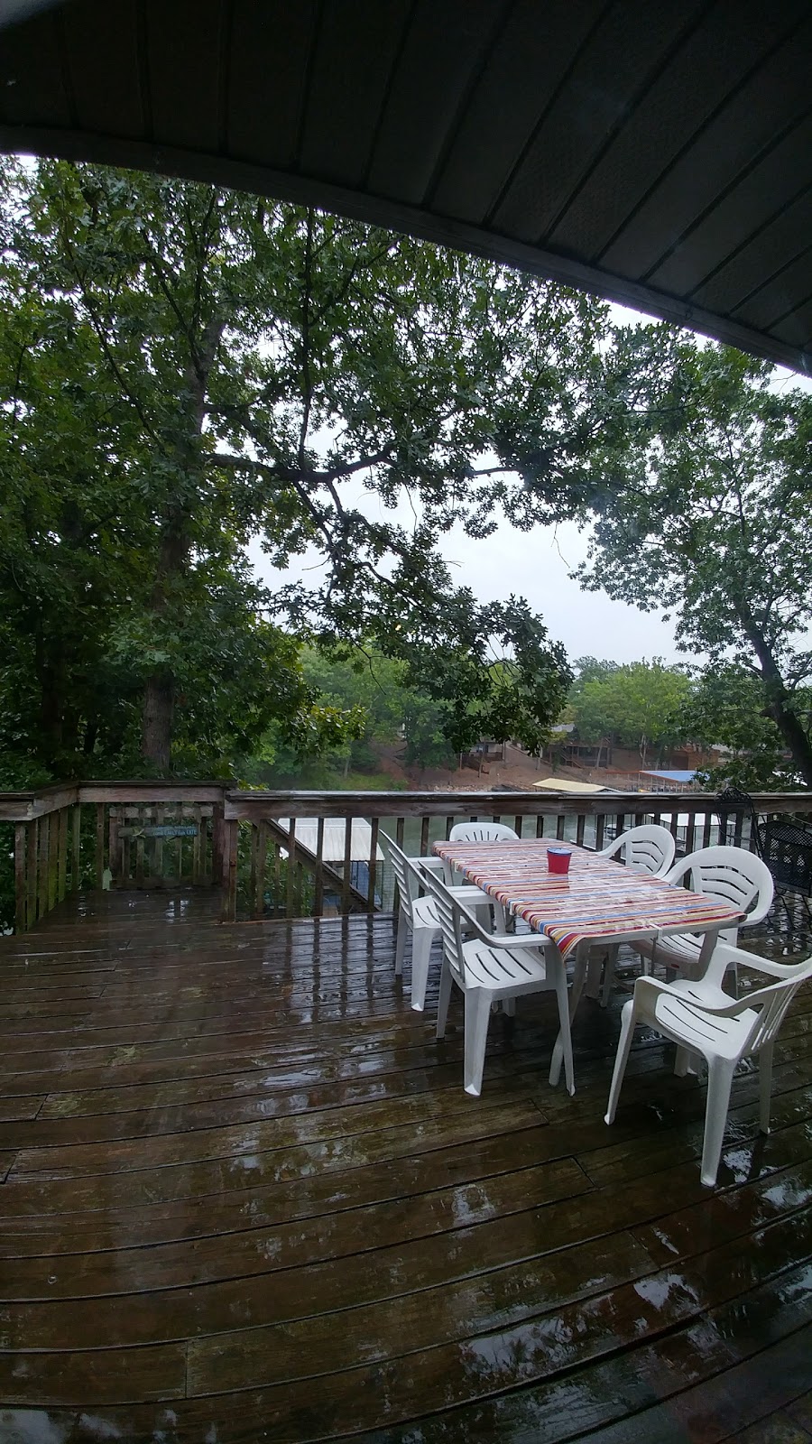 Deer Valley Park | restaurant | 1028 Deer Valley Rd, Sunrise Beach, MO 65079, USA | 5733745277 OR +1 573-374-5277