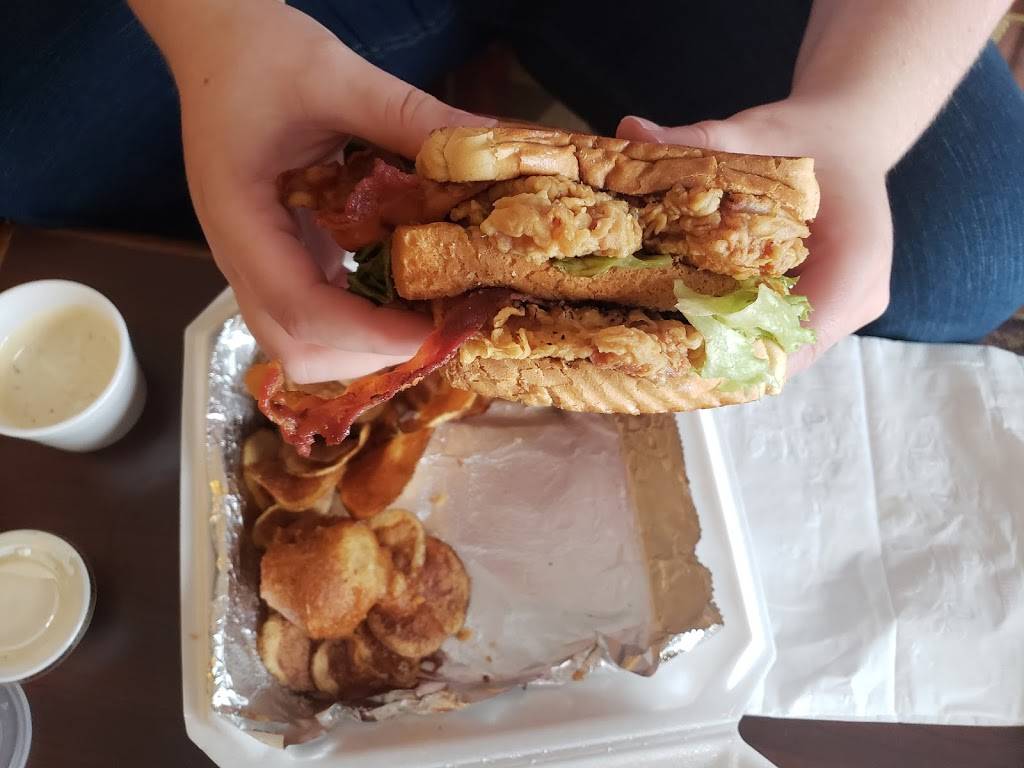 GruBeez | restaurant | 226 N Pine St, Davenport, IA 52802, USA | 5633231404 OR +1 563-323-1404