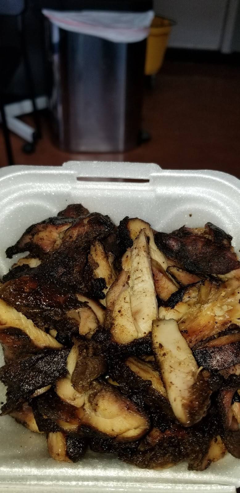 Super Chi Chi | meal takeaway | 5431 W Madison St, Chicago, IL 60644, USA | 7733790970 OR +1 773-379-0970