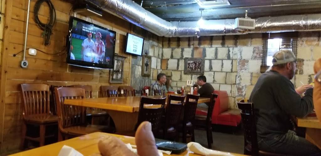 Tonys Mexican Restaurant | restaurant | 865 W Audie Murphy Pkwy, Farmersville, TX 75442, USA | 9727826370 OR +1 972-782-6370