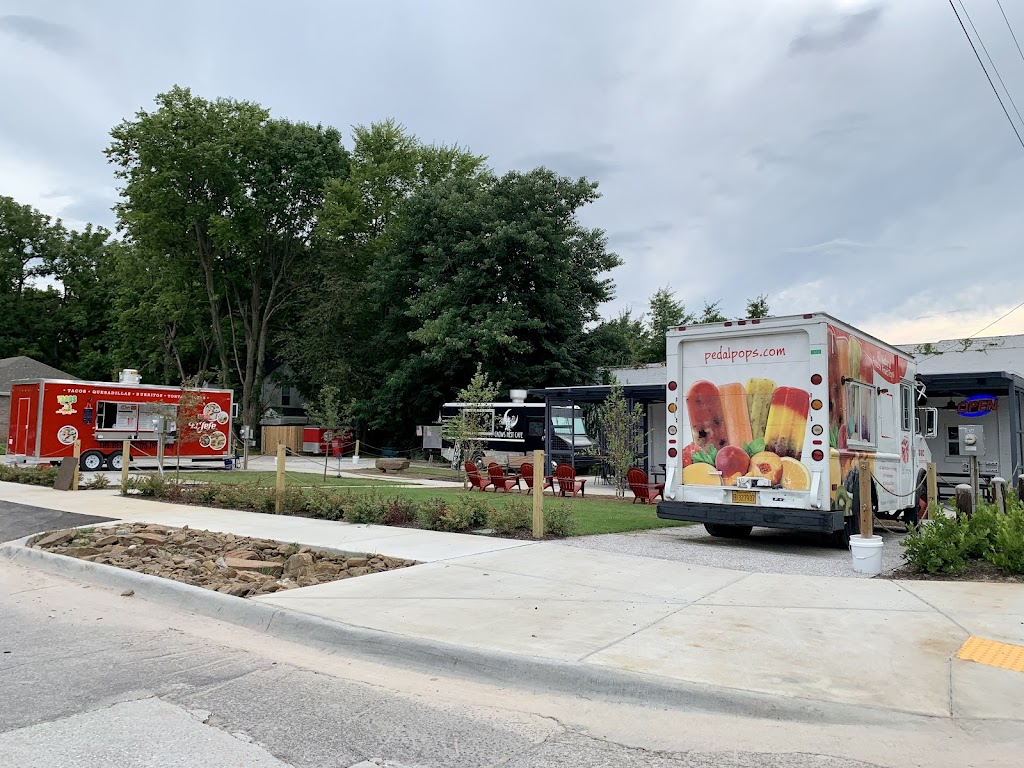 Pedal Pops | restaurant | 169 W Main St, Farmington, AR 72730, USA | 4042901916 OR +1 404-290-1916