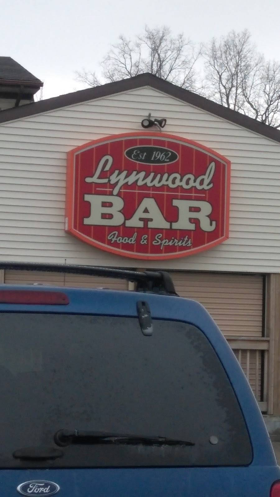 Lynwood Bar 596 Busha Hwy, Marysville, MI 48040, USA
