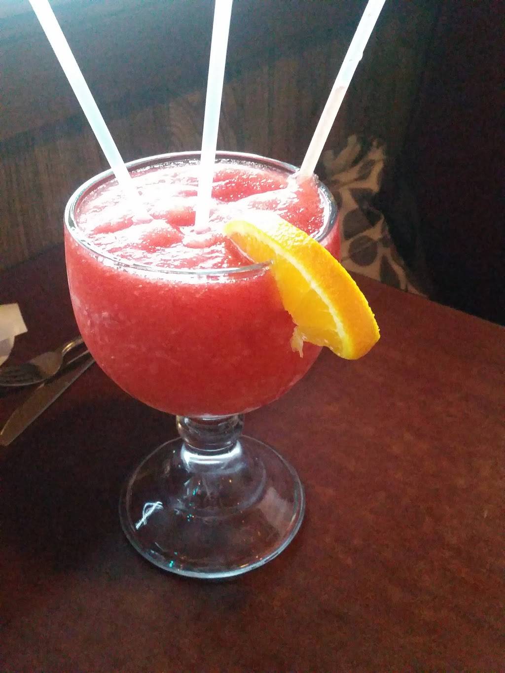 El Mariachi | restaurant | 102 E Madison St, Lake Mills, WI 53551, USA | 9206482985 OR +1 920-648-2985