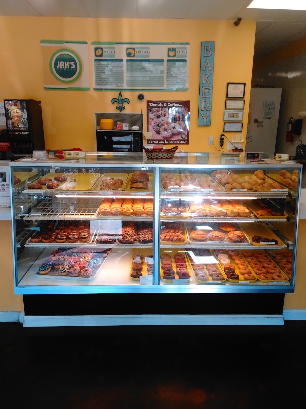 Jaks Donuts | bakery | 3200 Verot School Rd, Lafayette, LA 70508, USA | 3378568867 OR +1 337-856-8867