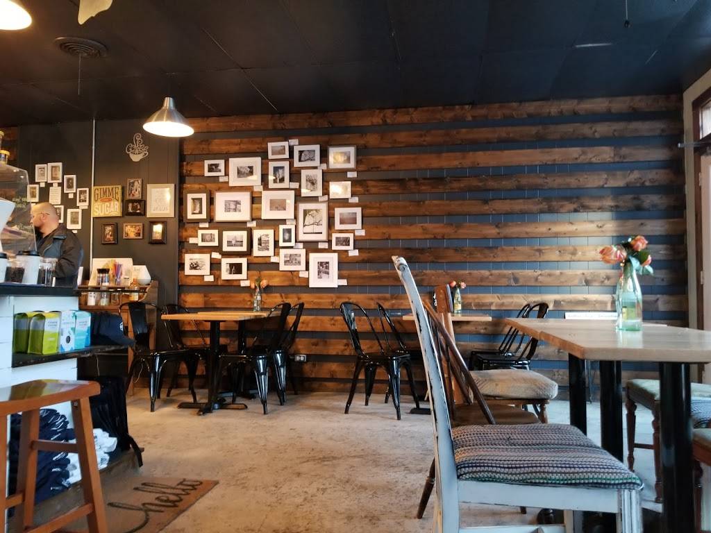 Overflow Coffee Co | bakery | 201 E Franklin St, Hillsboro, TX 76645, USA | 2542835272 OR +1 254-283-5272