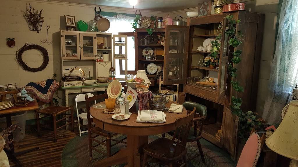 Elm Creek Cafe | cafe | 3277 TX-21, Lincoln, TX 78948, USA | 5122536775 OR +1 512-253-6775