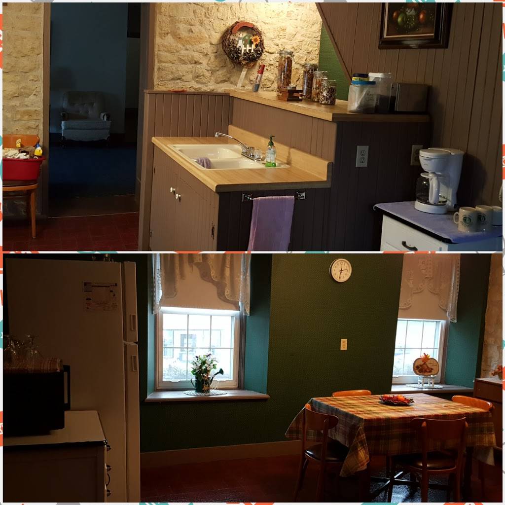 Gehlen Inn Guest House 101 Main St, St Donatus, IA 52071, USA