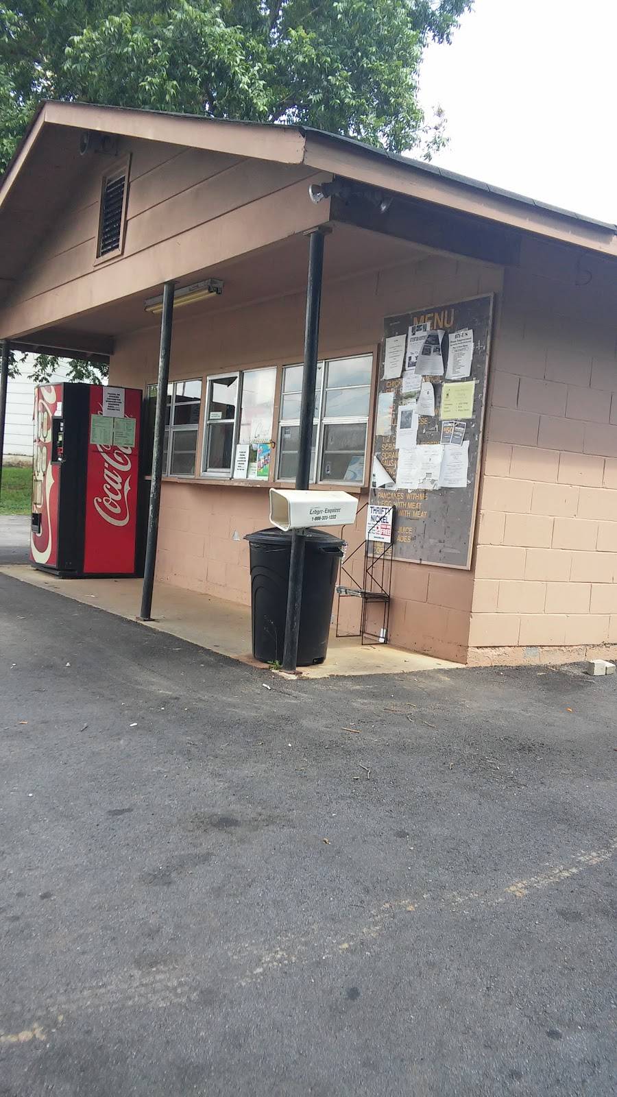 Daniels Drive Inn | meal takeaway | 210 US-29, Valley, AL 36854, USA | 3347563714 OR +1 334-756-3714