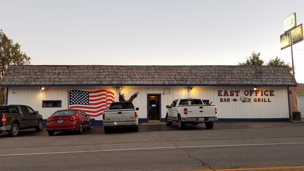 East Office Bar & Grill | restaurant | 406 E Washington Blvd, Cuba, MO 65453, USA | 5738856804 OR +1 573-885-6804