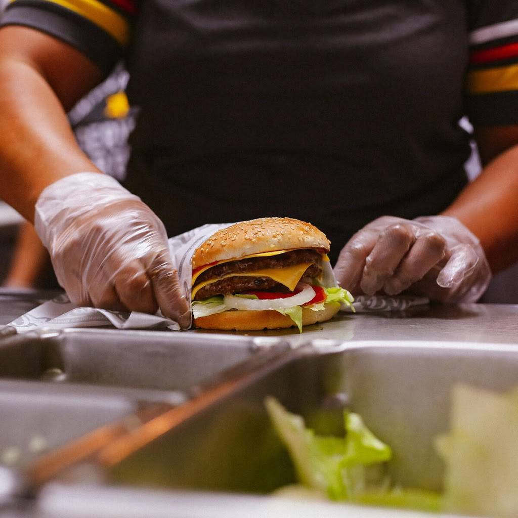 Carls Jr. | restaurant | 5631 Laval Rd, Arvin, CA 93203, USA | 6618581162 OR +1 661-858-1162