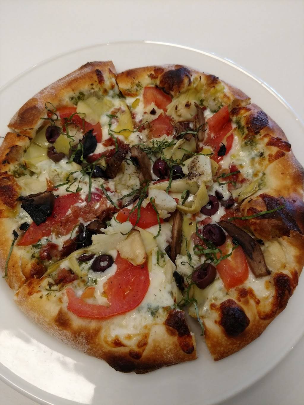 The Loop Pizza Grill | restaurant | 550 Wells Rd # 1, Orange Park, FL 32073, USA | 9042690756 OR +1 904-269-0756