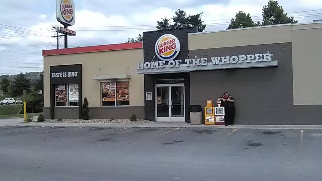 Burger King | restaurant | 2544 Belmont St, Bellaire, OH 43906, USA | 7406766725 OR +1 740-676-6725