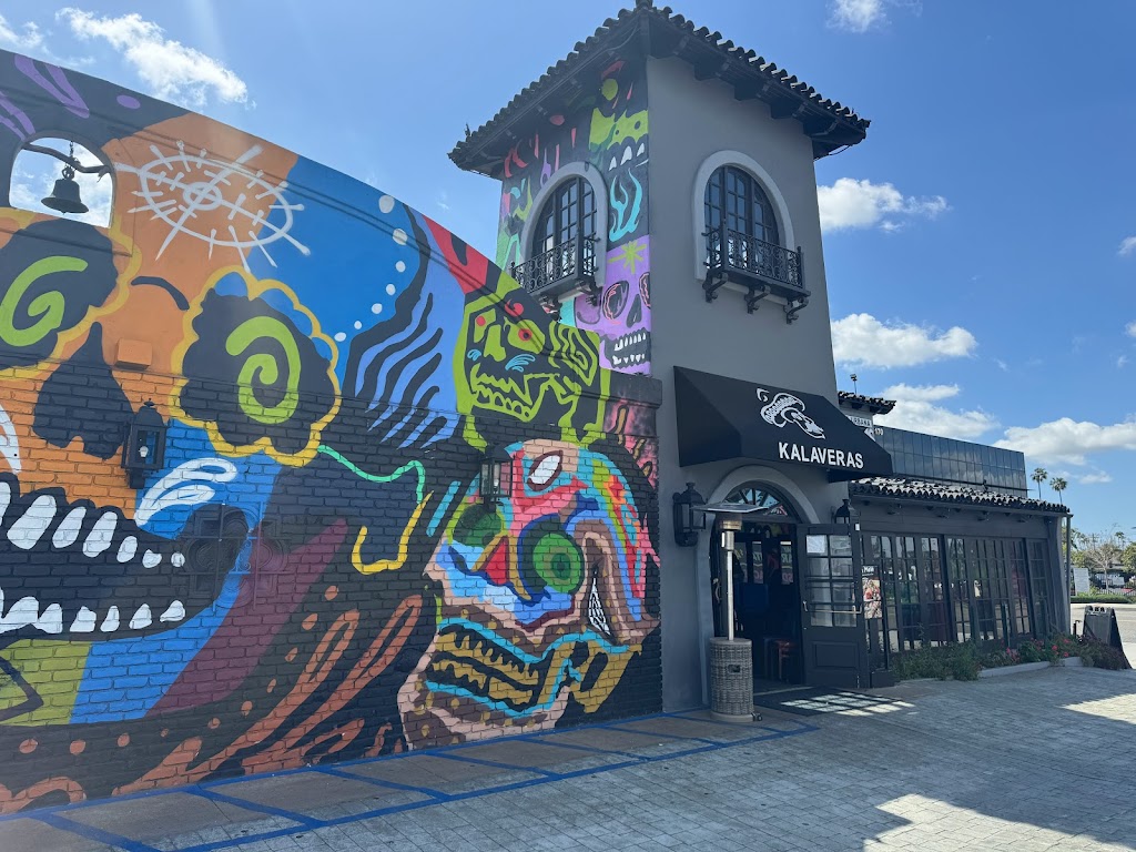 Kalaveras | restaurant | 167 S Main St, Orange, CA 92868, USA | 7143633581 OR +1 714-363-3581