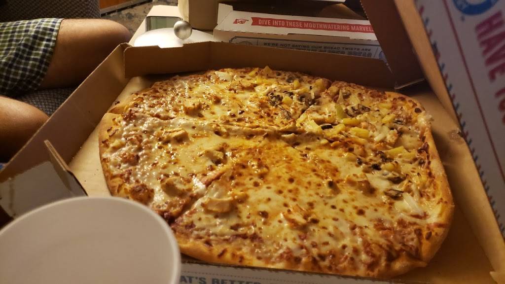 Dominos Pizza | meal delivery | 7224H Wrightsville Ave, Wilmington, NC 28403, USA | 9102564964 OR +1 910-256-4964