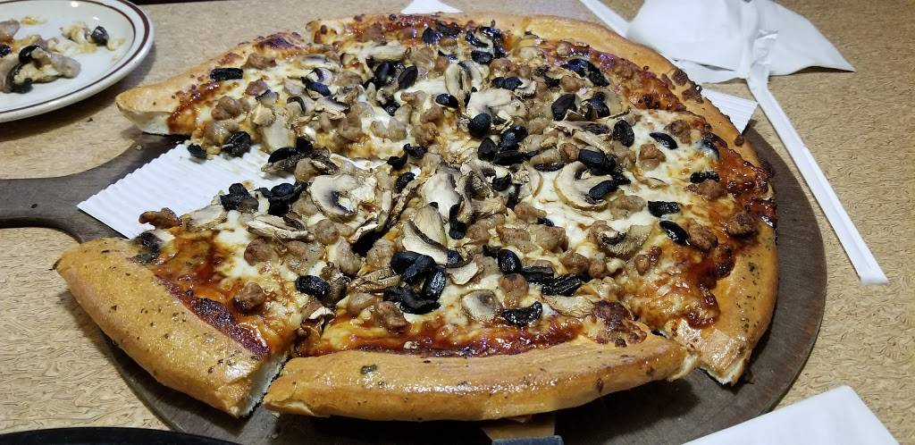 Pizza Hut | restaurant | 1210 W, IN-114, North Manchester, IN 46962, USA | 2609827514 OR +1 260-982-7514