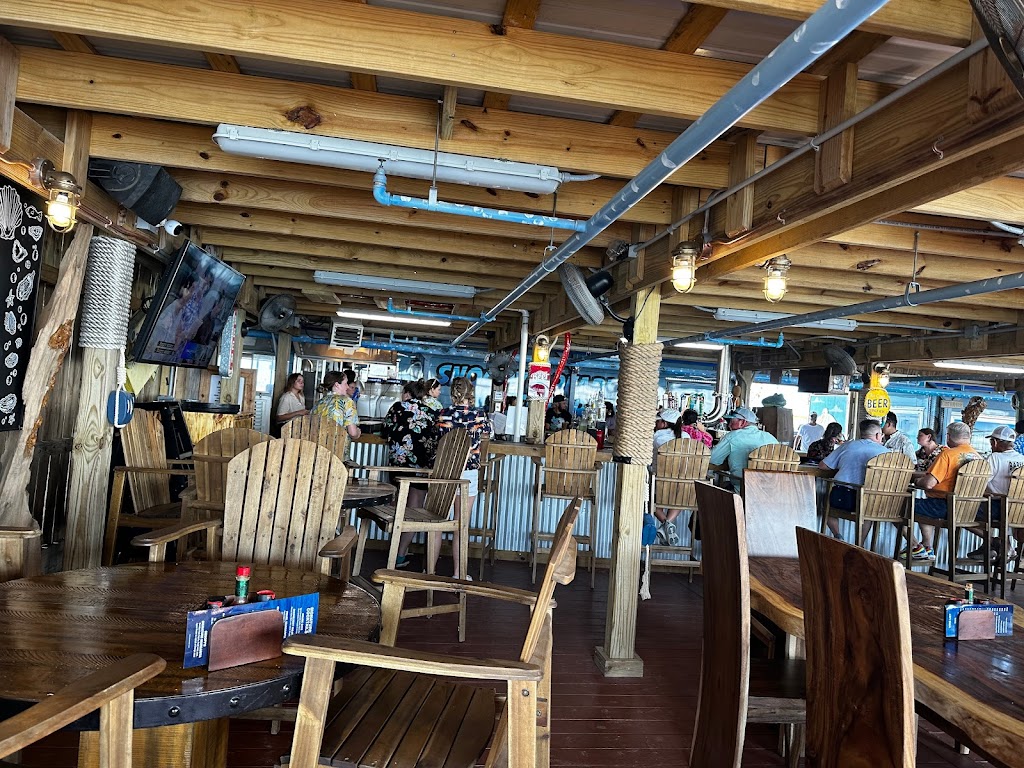 Snoopys Pearl Oyster Bar | restaurant | 13313 S Padre Island Dr, Corpus Christi, TX 78418, USA | 3619045760 OR +1 361-904-5760