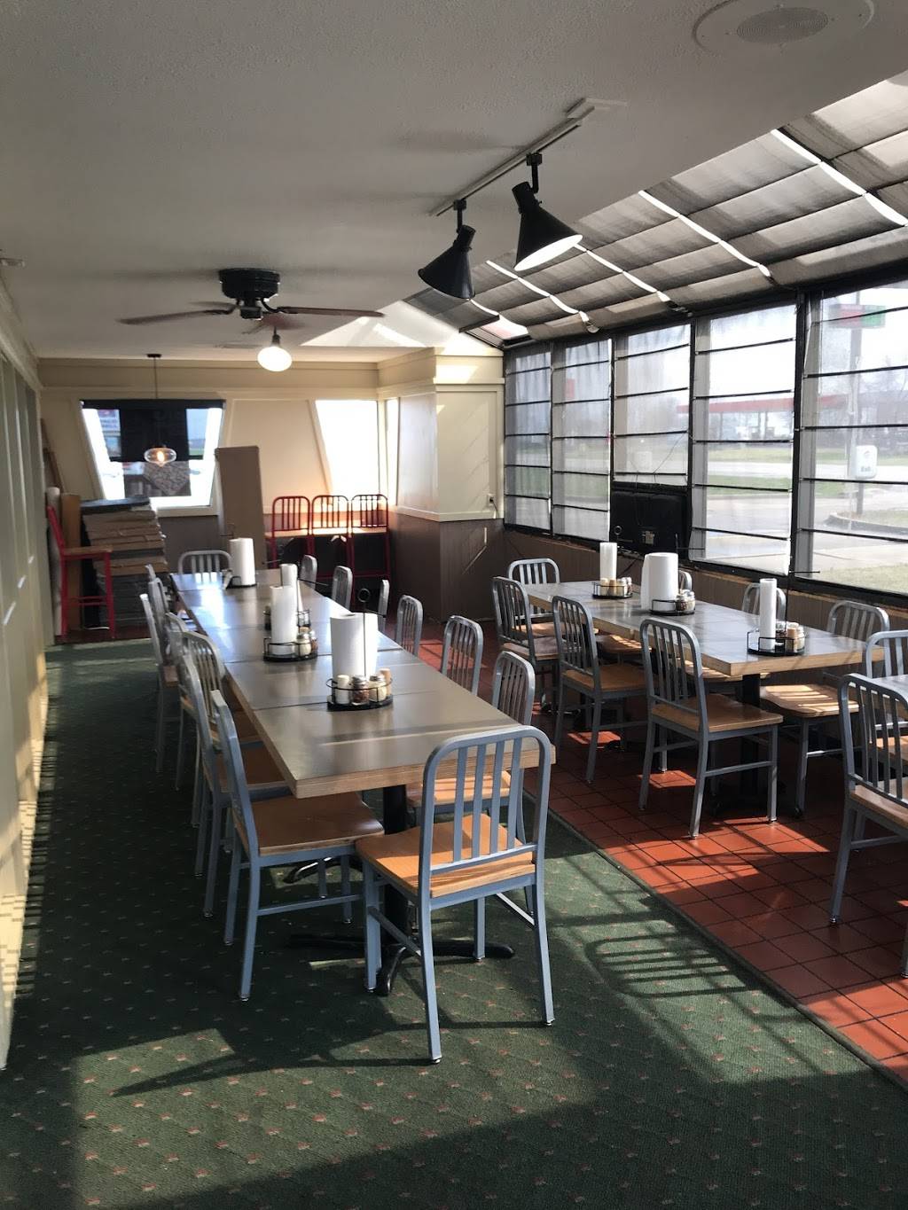 Pizza Hut | meal takeaway | 1700 MO-84, Hayti, MO 63851, USA | 5733590066 OR +1 573-359-0066