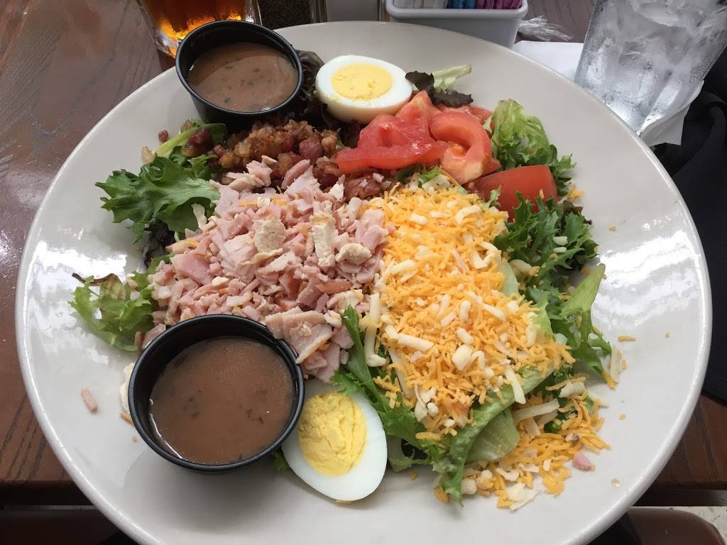 Cool River Cafe | restaurant | Terminal D, 2333 S International Pkwy, Dallas, TX 75261, USA | 9729734268 OR +1 972-973-4268