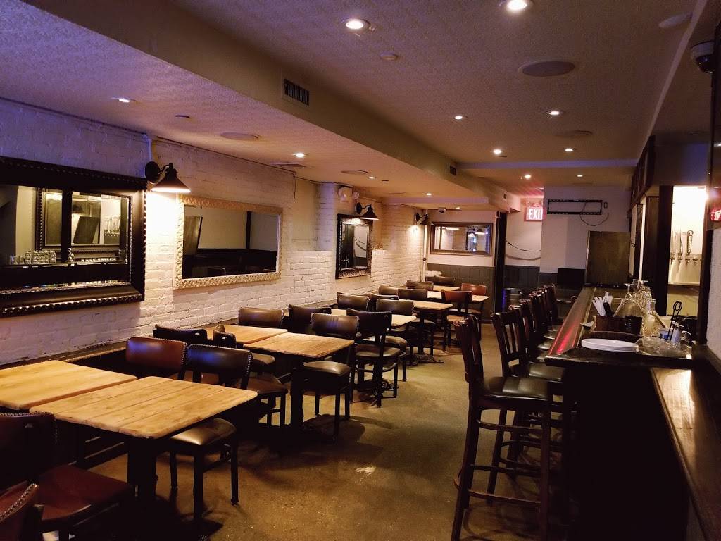 Harleys Smokeshack | restaurant | 355 E 116th St, New York, NY 10029, USA | 2128286723 OR +1 212-828-6723