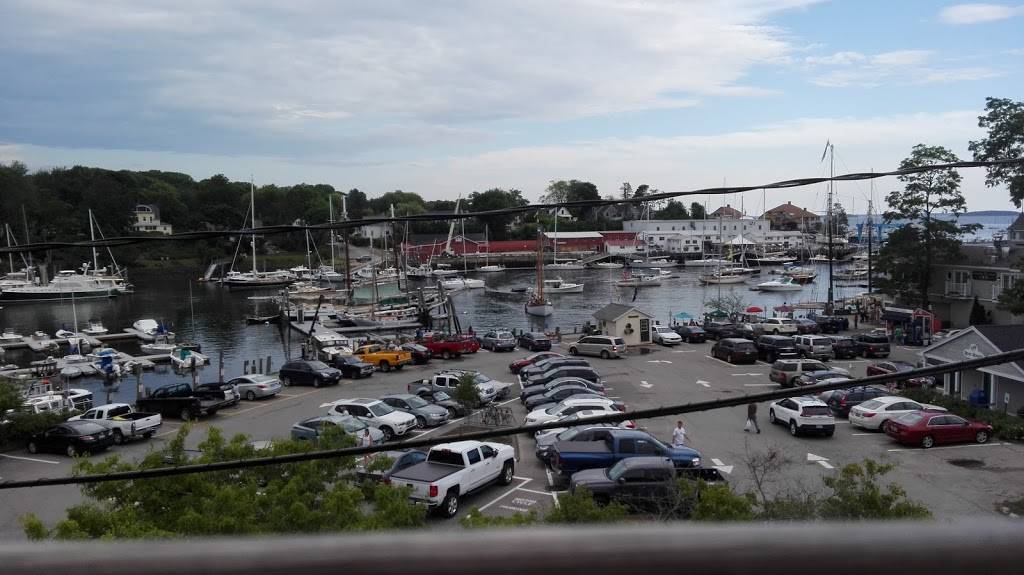 Sea Dog Brewing Co. | restaurant | 1 Main St, Camden, ME 04843, USA | 2072301306 OR +1 207-230-1306