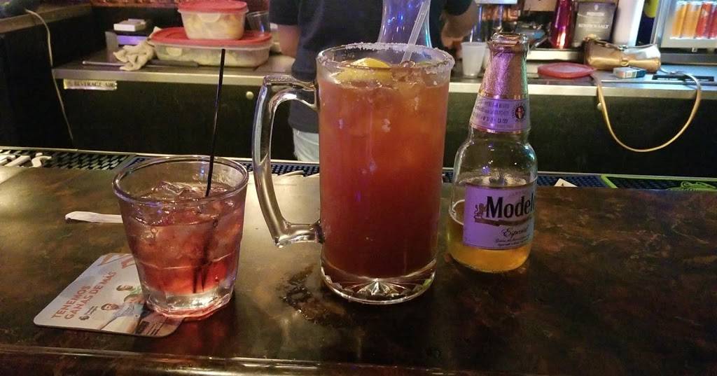 Southside Bar & Grill | restaurant | 4200 I-35, Lytle, TX 78052, USA | 2109081203 OR +1 210-908-1203