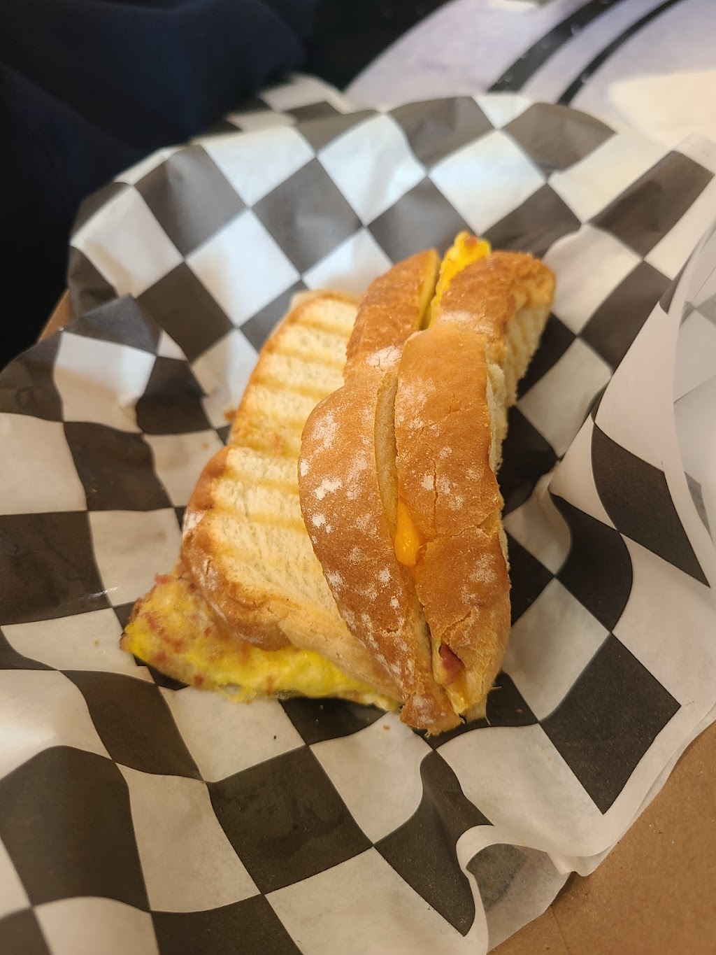The Burrow | cafe | 116 Trice St, Claude, TX 79019, USA | 8064772872 OR +1 806-477-2872