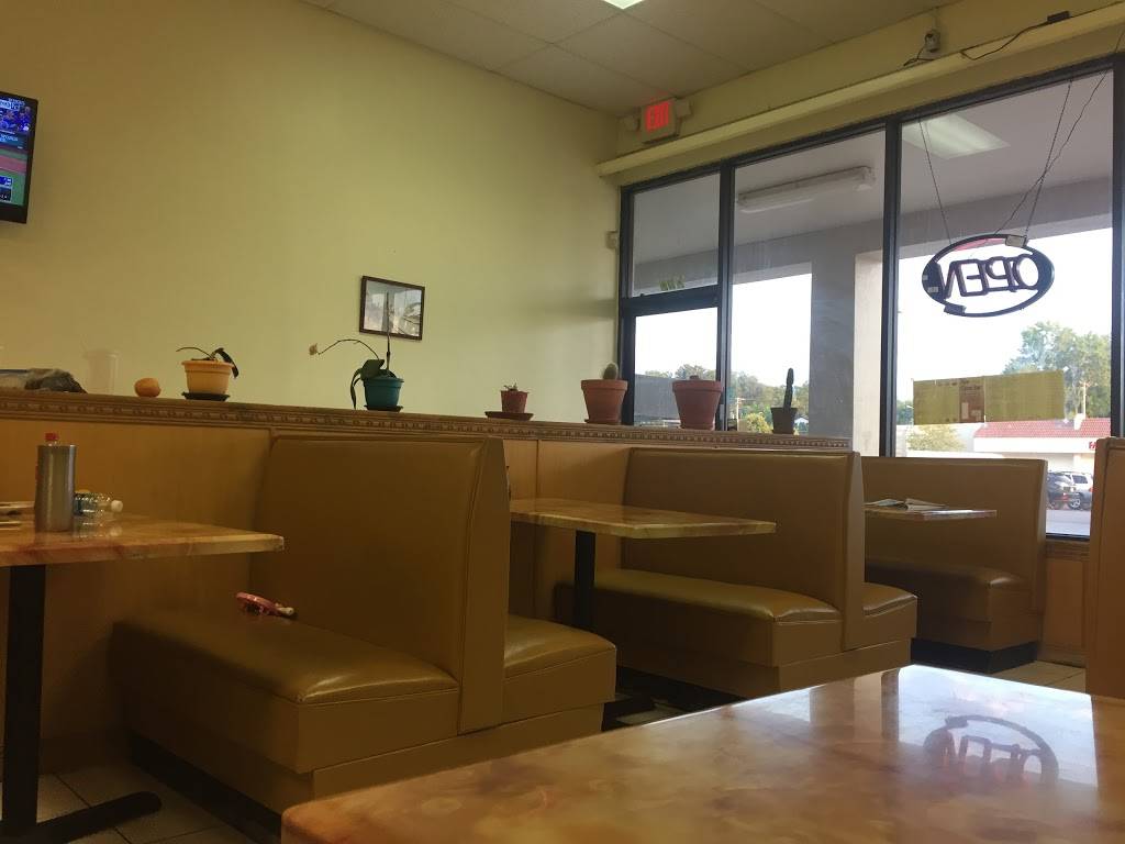 New China Star Restaurant | meal delivery | 502 NW Englewood Rd, Kansas City, MO 64118, USA | 8164547300 OR +1 816-454-7300
