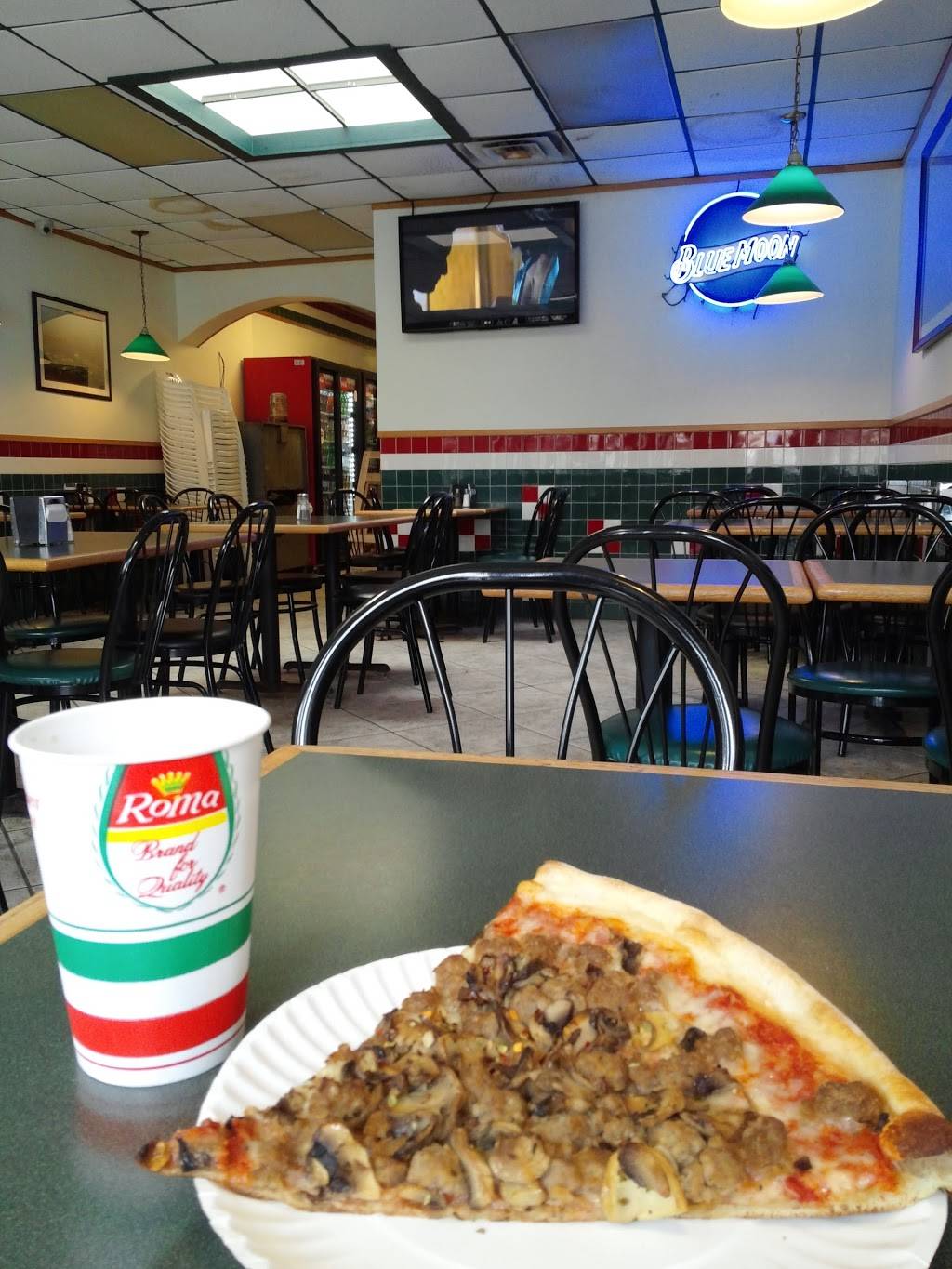 Little Anthonys | restaurant | 8 W State St, Media, PA 19063, USA | 6105651117 OR +1 610-565-1117