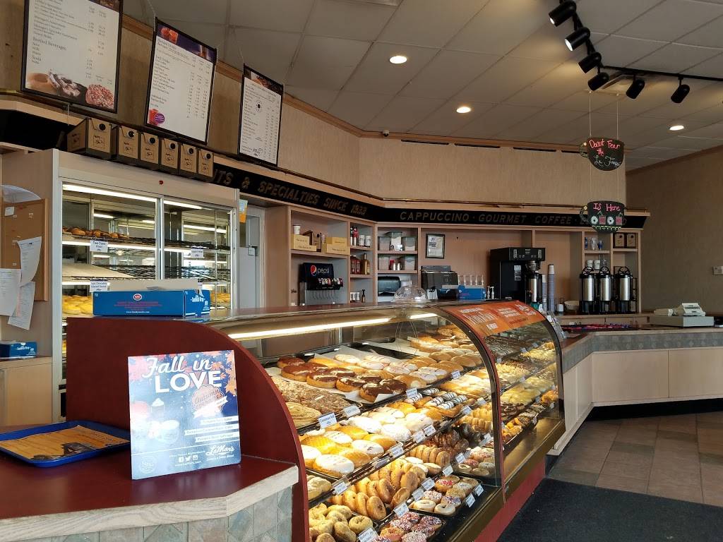 LaMars Donuts and Coffee | bakery | 5350 S Santa Fe Dr E, Littleton, CO 80120, USA | 7202831790 OR +1 720-283-1790