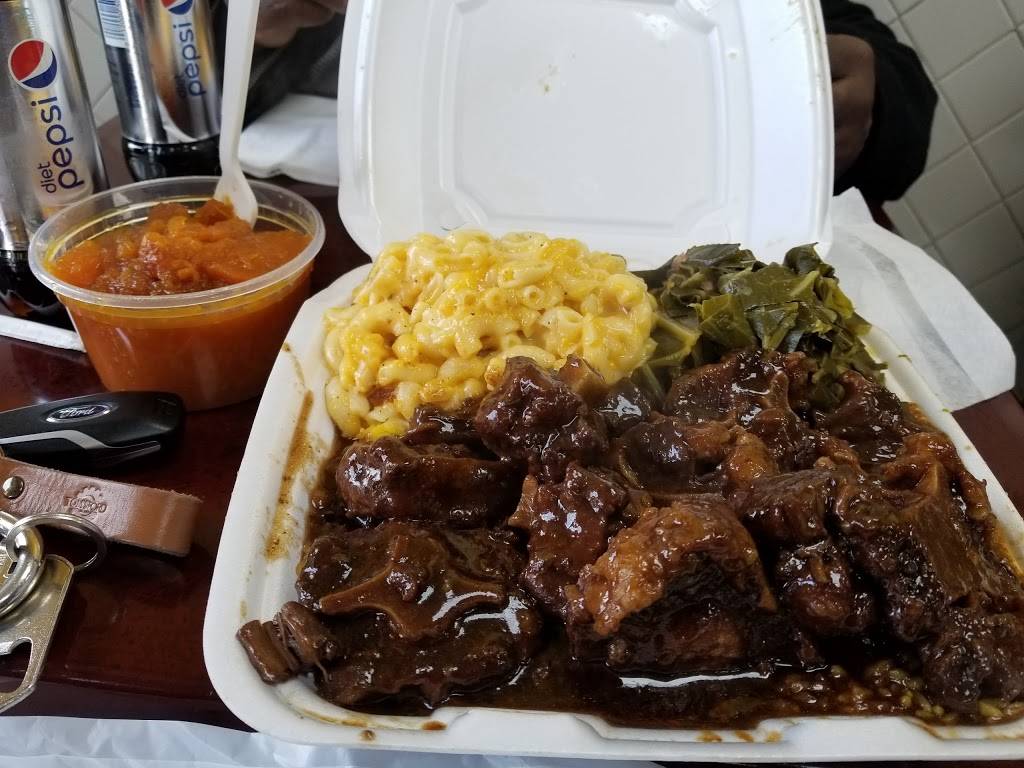 Soul Food Chess House - Restaurant | 1075 Broad St, Newark, NJ 07102, USA