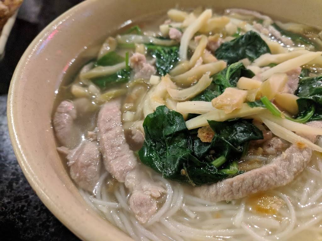 Happy Stony Noodle | restaurant | 83-47 Dongan Ave, Queens, NY 11373, USA | 7183350500 OR +1 718-335-0500