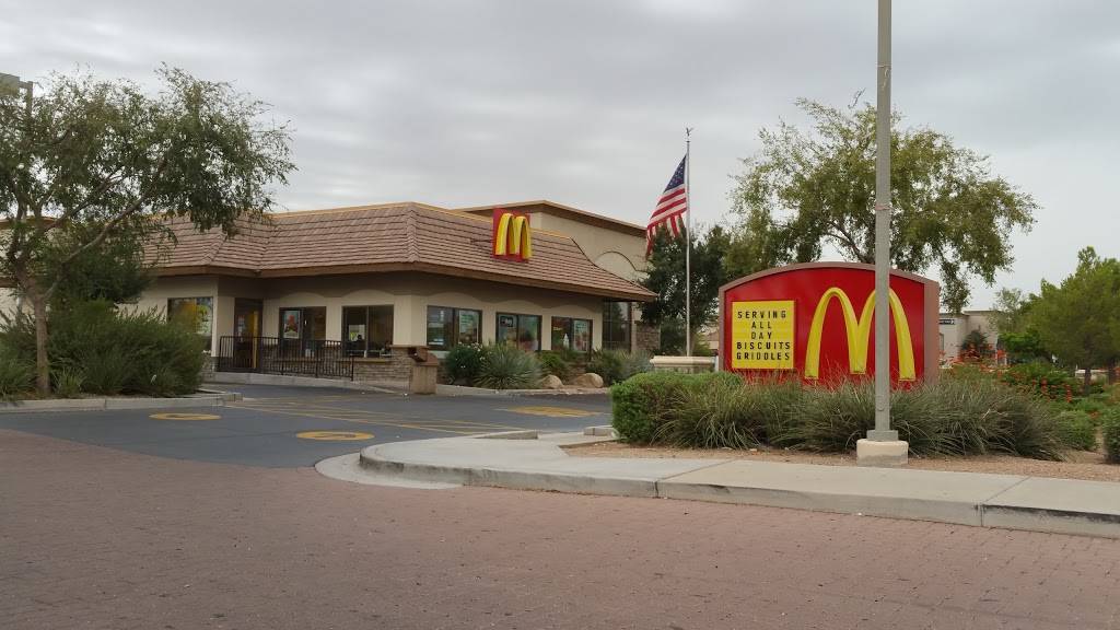 McDonald's - Cafe | 2035 S Ellsworth Rd, Mesa, AZ 85212, USA