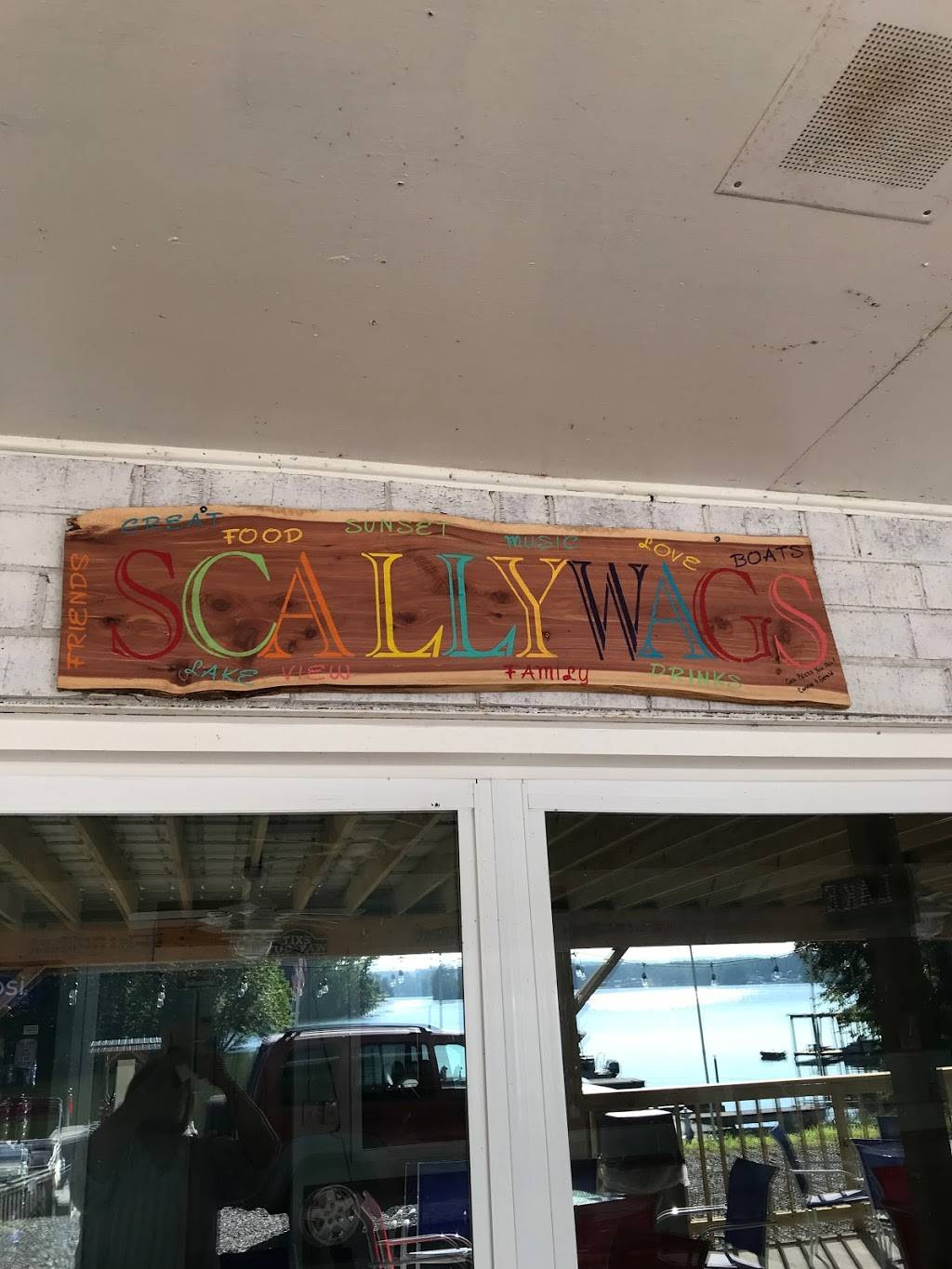 Scallywag's Bar & Grill 700 Lake Forest Dr, New London, NC 28127, USA