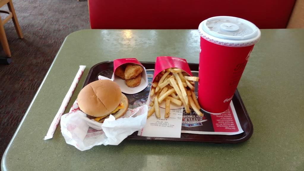 Wendy's | 9 NJ-31, Flemington, NJ 08822, USA