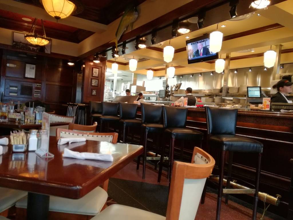 Pappadeaux Seafood Kitchen Restaurant 3950 S Terminal Rd 33
