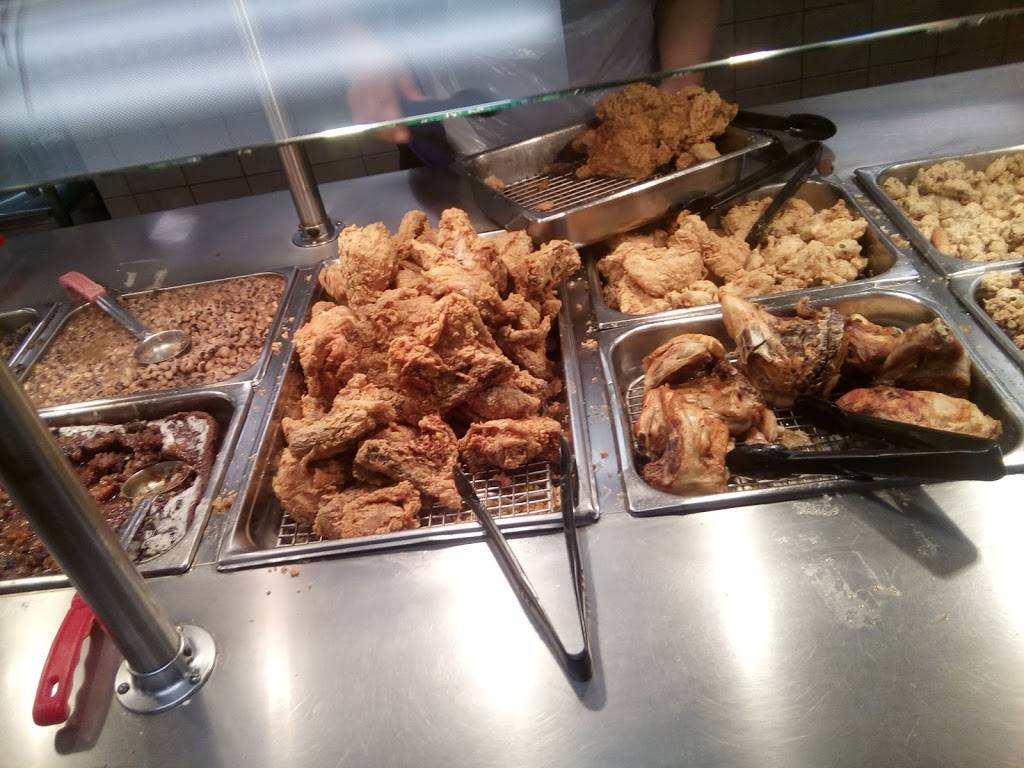 Hartz Chicken Buffet - Restaurant | 1106 1st St, Rosenberg, TX 77471, USA