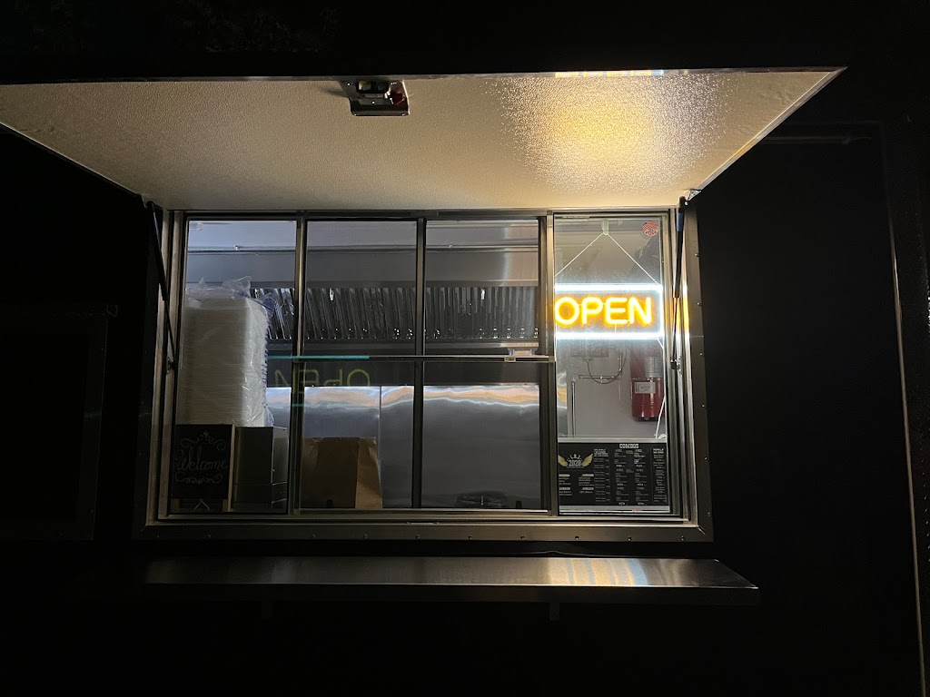 2020 Wings | restaurant | 5325 E Lancaster Ave, Fort Worth, TX 76112, USA | 8177037270 OR +1 817-703-7270