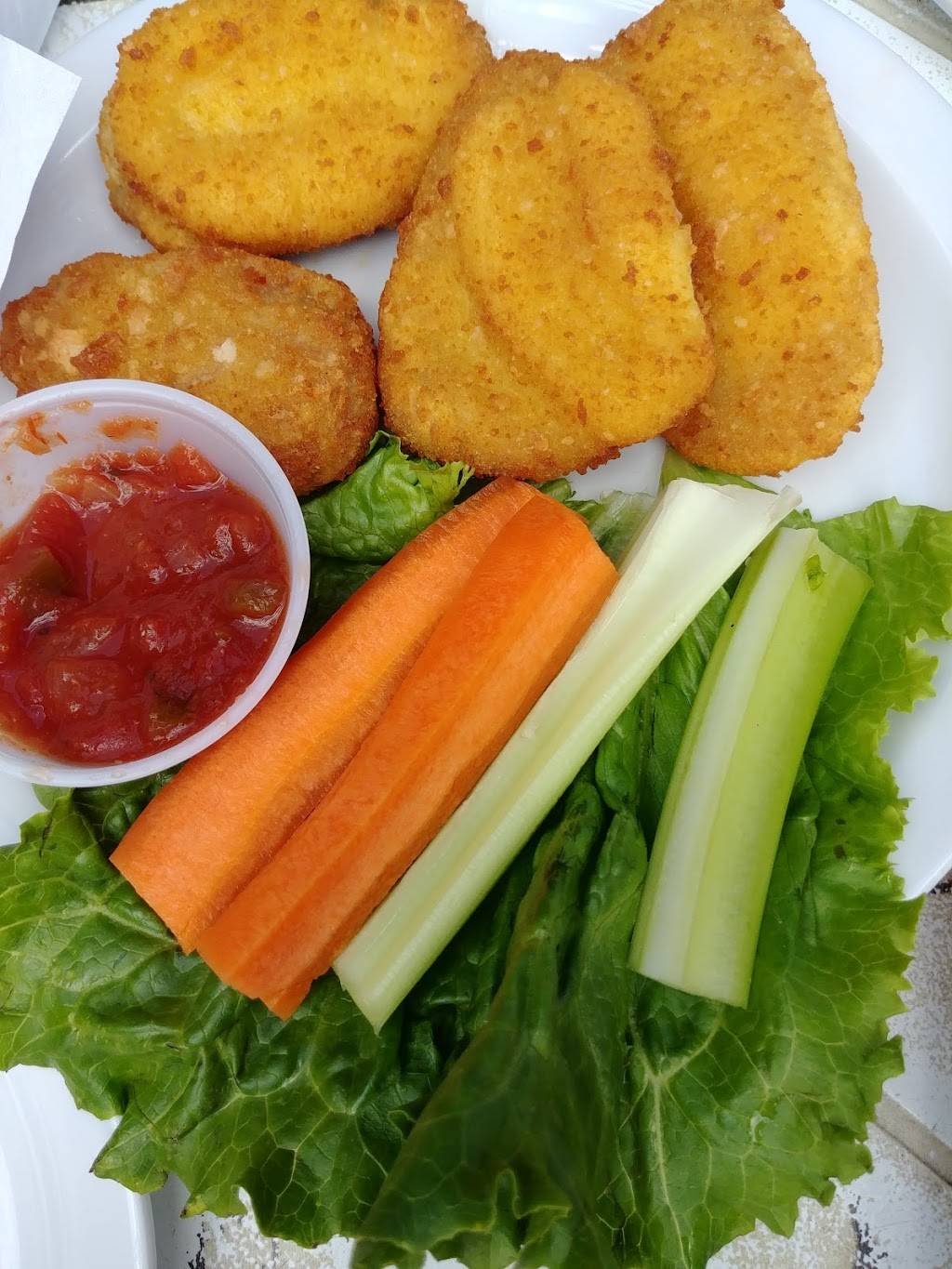 Annies sur le lac | restaurant | 76 Rue Sainte-Anne, Sainte-Anne-de-Bellevue, QC H9X 1L8, Canada | 5144570599 OR +1 514-457-0599