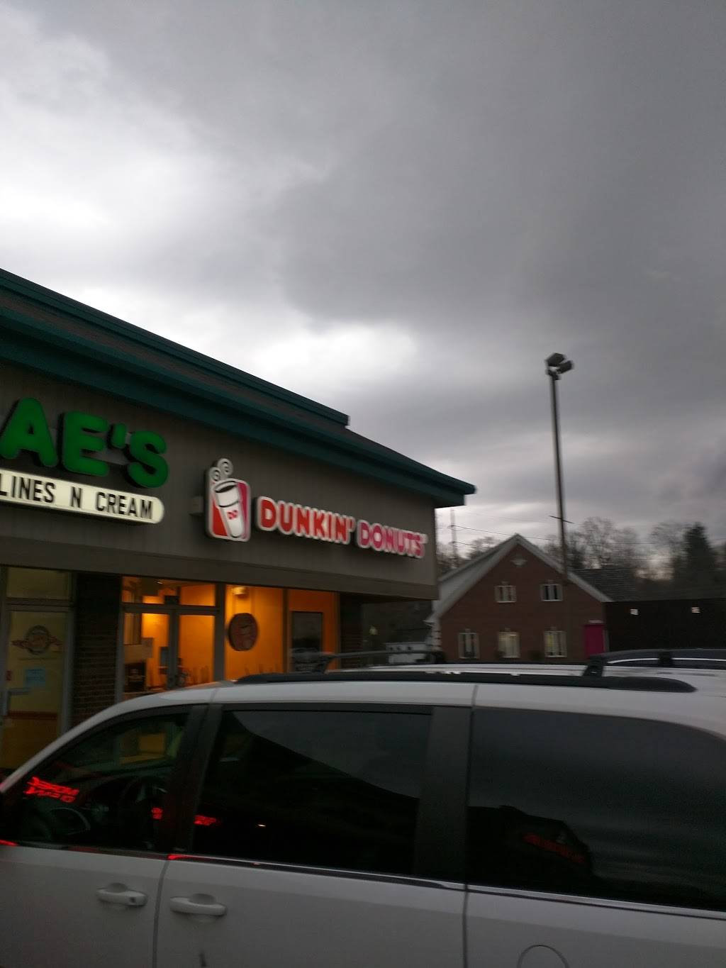 Dunkin | cafe | 9926 E 79th St, Indianapolis, IN 46256, USA | 3174367714 OR +1 317-436-7714