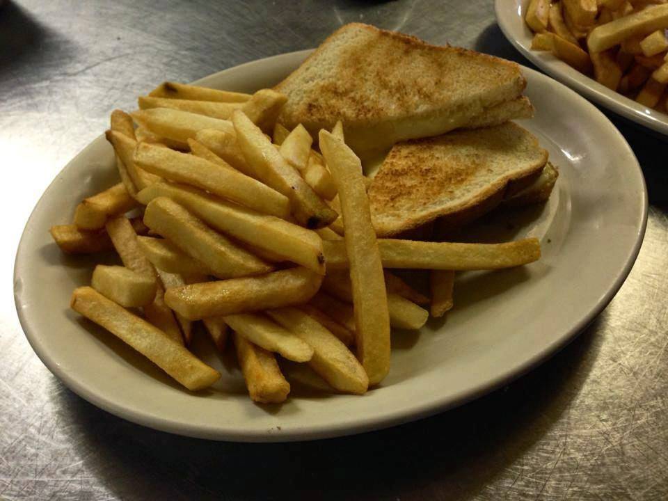 Dominicks Pizza Restaurant | restaurant | 5780 Easton Rd, Doylestown, PA 18902, USA | 2157660210 OR +1 215-766-0210